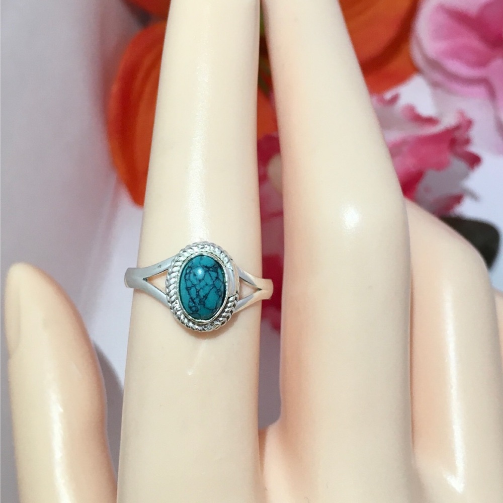 🎊HP🎊 Turquoise Gemstone Handmade Minimalist Boho Ring - Picture 5 of 5